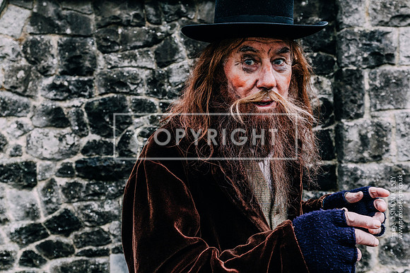 ©Simon_Kelsey-P_2017_12_03_Dickensian_Christmas-9403