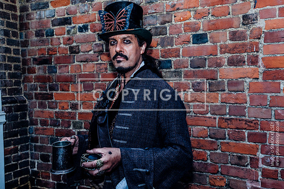 ©Simon_Kelsey-P_2017_12_03_Dickensian_Christmas-9430